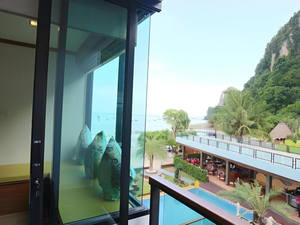 Phi Phi Nice Beach Hotel Hip Zewnętrze zdjęcie